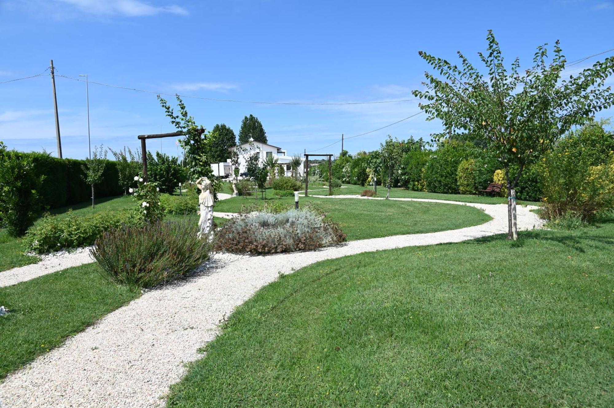 I Delfini - Natural B&B Cesenatico Exterior foto